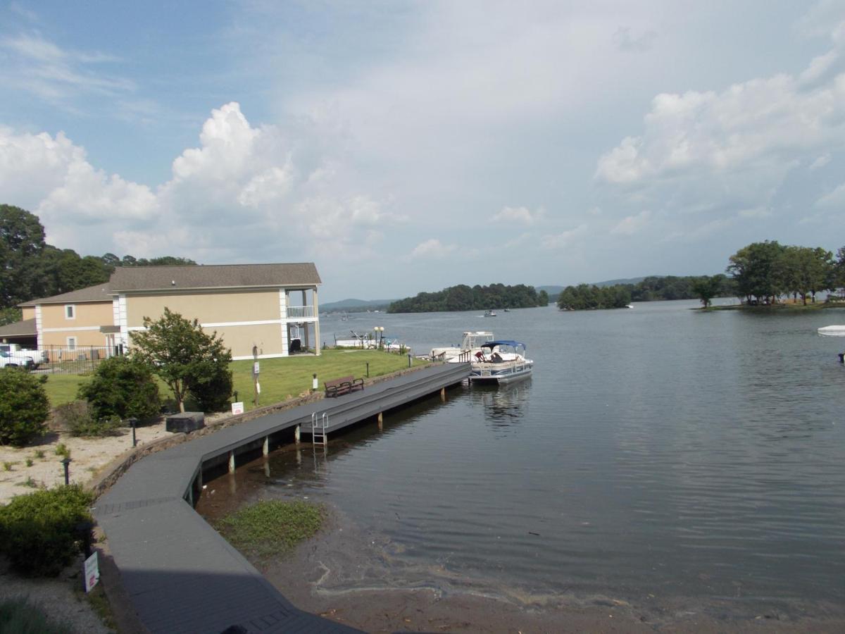 Baymont On The Lake By Wyndham Hot Springs Zewnętrze zdjęcie